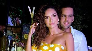 Tenemos para ti videos, imágenes y una amplia cobertura e información actualizada. La Ostentosa Celebracion De Aniversario De Kimberly Reyes Y Federico Severini Kienyke