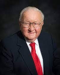 Larry Kestner's Instagram, Twitter & Facebook