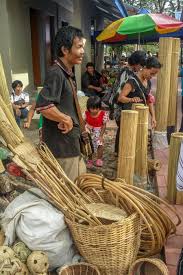 Ada 20 gudang lagu kota belud dan tamu besar terbaru, klik salah satu untuk download lagu mudah dan cepat. Jom Go A Rustic Adventure