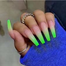 El verano trae tonos fuertes, colores brillantes y llenos de vida. Best Nail Designs Of All Time Green Acrylic Nails Ombre Acrylic Nails Best Acrylic Nails