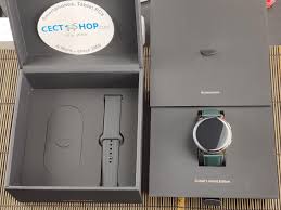 OnePlus Watch (Moonlight Silver - Classic)