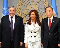 After 12 years of a kirchner leader — either nestor or cristina — voters in argentina will decide on sunday to either close the book on the kirchners or vote for continuing their policies and programs. File Nestor Kirchner Cristina Fernandez Y Ban Ki Moon G77 Jpg Simple English Wikipedia The Free Encyclopedia