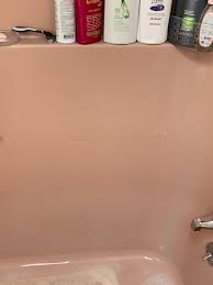 Gently rub with the paste on a sponge or soft nylon brush. Discoloration In A Fiberglass Bathtub Thriftyfun