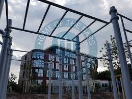 Fue fundado en 1945, es uno de los clubes alemanes más populares del país. Wolfsburgo Parque Calistenia Allerpark Alemania Spot