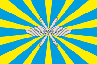 Als zar peter i., genannt der große, im jahr 1699 in die niederlande reiste, um mehr über den schiffbau zu erfahren, erkannte er die notwendigkeit, dass russland für seine marine eine eigene flagge benötigte. Flagge Russlands Wikipedia