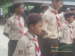 Pramuka siaga memiliki dua kode kehormatan, yaitu dwi satya dan dwi dharma. Model Seragam Pramuka Penggalang Putra Terbaru Pramuka