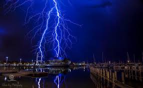 Bolt Out Of The Blue Nature Pictures Wild Weather Lightning Storm