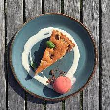 Adults can add a little whiskey or rum to taste for a spiked milkshake. Jose Ignacio Meets Montauk Carolina Ferpozzi Cristian Gonzalez Bring Authentic Paella More To The Crow S Nest