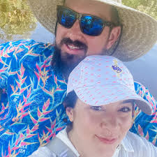 Kara Manelli and Chris Teter's Wedding Website