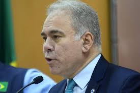 Cortes no Farmácia Popular: Queiroga defende Bolsonaro e culpa orçamento  secreto