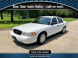The ford crown victoria, and thankfully, the wheelbase nearly matched the charger for rebuilding purposes. Ford Crown Victoria Gebrauchtwagen Gebrauchtwagen Suchen Das Parking