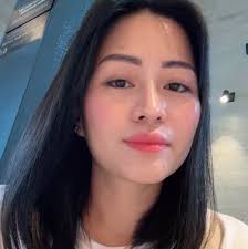 Senator Mark Villar, together with Las Piñas mayoral candidate Carlo  Aguilar, cast their votes