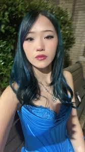 Eileen Hidalgo's Instagram, Twitter & Facebook