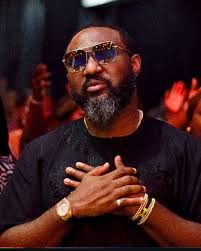 I am grateful for 2025, my year of GREAT GRACE. . Happy New Year Everyone.  . Logged in.. 🚀