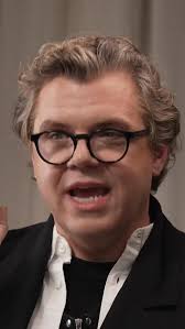 Misinformation and Politics in Comics