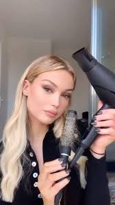 MELANIE NAVA MEZA (melanienavameza)