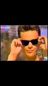 Brenda's feeling the pressure of Dylan wanting to have sex, while a planned  trip to Palm Springs gets saved by David Silver. . . Season 1, Ep 15: "A  Fling in Palm