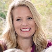 Lori Lemaster's Instagram, Twitter & Facebook