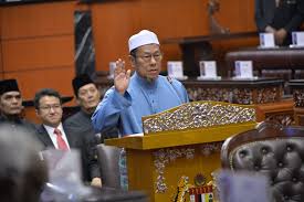 Apakah syarat seseorang dapat ditetapkan sebagai pahlawan? Apa Beza Dewan Negara Dan Dewan Rakyat Di Parlimen