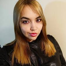 Alexa Morales (@alexmosh23) • Instagram photos and videos