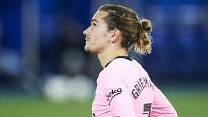 Soccer players are famous among guys for exceptional list of some epic hairstyles perfect for teenage guys. Griezmann Barcelona Angry After Alaves Draw