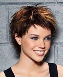 Kurzhaarfrisuren 2019 frauen ab 50 mit brille fresh neuesten von kurzhaarfrisuren trend in 2020 kurzhaarfrisuren feines haar frisur kurz rundes gesicht rundes gesicht. 180 Kurzhaarfrisuren Ideen In 2021 Kurzhaarfrisuren Haarschnitt Kurz Kurzhaarschnitte