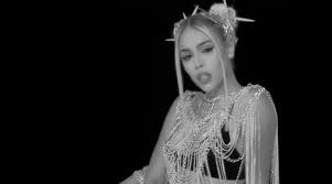 Watch the latest video from danna paola (@dannapaola). Ej9hf7cfn4n1jm