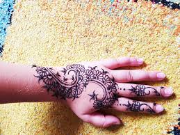 Learn more about the differences here. Mehndi Henna Tattoo Design Frankfurt Startseite Facebook
