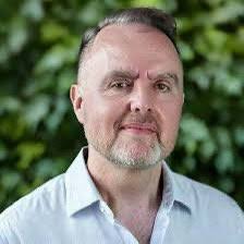 Luke Crawford (@MrLukeCrawford)