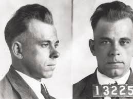 From Bonnie & Clyde to Gotti: Where Are The Top 5 Famous Gangster Getaway  Cars In The U.S.?