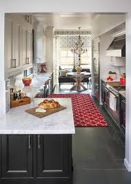Decoration De Cuisine Noir Et Blanc Blanc Cuisine Decoration Decorationchambre Decorationcoco Galley Kitchen Design Kitchen Layout Galley Kitchen Remodel