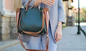 Dengan daftar harga tas wanita branded masa kini, desain tas wanita murah, contoh tas mahal dan beberapa model tas pria modern terbaru. 13 Model Tas Wanita Terkini Yang Cantik Dan Paling Sering Dipakai Sehari Hari Highlight Id