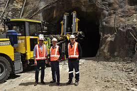 The mine has ore reserves amounting to 20.9 million tonnes of ore grading 7.4% lead, 9.4% zinc and 61.5 million oz of silver. Barrier Daily Truth Broken Hill S Daily Newpaper Green Light