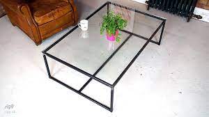Ideal for those who occasionally have extra guests, we supply extending glass dining table models: Glass Top Coffee Table