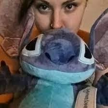 Karin Hines's Instagram, Twitter & Facebook