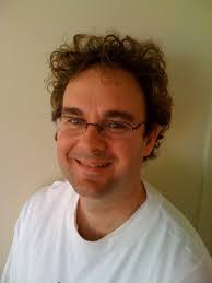 Rowan Brumbaugh just hit a sweet bad-angle bank shot off a spin move. Let's  see if that basket gets him and his #Tulane teammates going. Wave trails  ECU by 1 early in