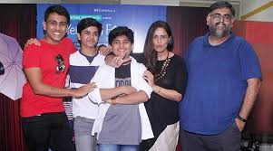 Yeh Meri Family Actor Mona Singh Enjoyed Playing A Mother Because You Miss Such Real Characters On Tv Entertainment News The Indian Express Presenting aisi hai hawa from our upcoming web series yeh meri family.