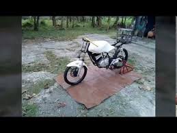 Motor milik hery kurniawan sang punggawa bengkel mbajing tech shopcustom jogja. Yamaha Rxz Modif Minimalis By Bije Airbrush