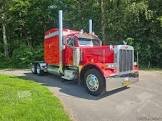 PETERBILT-TRUCK