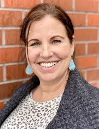 Kimberly Cavallo's Instagram, Twitter & Facebook