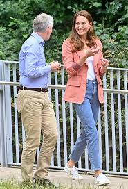 13,681 likes · 12 talking about this. Kate Middleton Surprises Schoolchildren With Gift From Anmer Hall