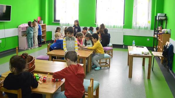 15 Ekim perşembe anaokulu ve kreşler tatil mi? Yarın üniversitelerde ders işlenecek mi?