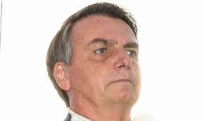 Paulo, apoiadores do bolsonaro o questionaram, quando ele chegou ao palácio da alvorada nessa 3ª feira (1º.jun.2021), sobre uma fala da jornalista no cnn 360º da semana passada.ela se tornou alvo de ataques bolsonaristas depois de dizer: Apesar De Video Mostrar Facada Bolsonaro Diz Que Imagens Sao De 2015 Politica Estado De Minas