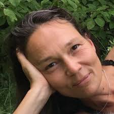 über Julia von Ungern-Sternberg