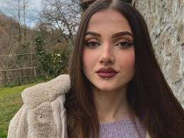 Trendy outfit ideas for teenage girls 2020. Aurora Morta A 16 Anni Troppe Bugie Vogliamo Sapere Perche E Successo Corriere It
