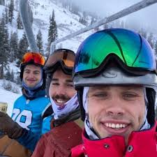 Cody Marshall (@code__marsh)