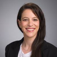 Tara Blizzard's Instagram, Twitter & Facebook