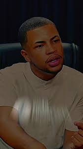 O Importante É Andar Pra Frente E Ser Feliz Num Timing Gigantesco Heeeeeeey 