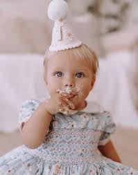 Daisy Birthday Hat 1