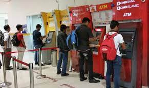 Kadang, kesalahan terletak pada kartu catat waktu dan tempat kejadian. Operasi Mesin Atm 7 Pagi 10 Malam Bnm